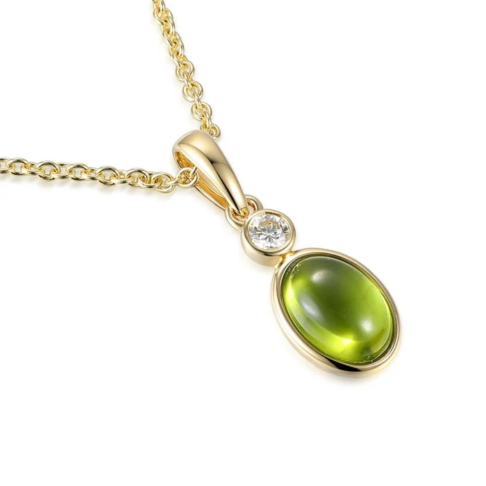 9ct Yellow Gold Diamond & Peridot Pendant