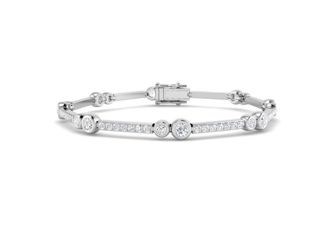 Rivoli 9ct White Gold Diamond (Lab-Grown) Tennis Bracelet