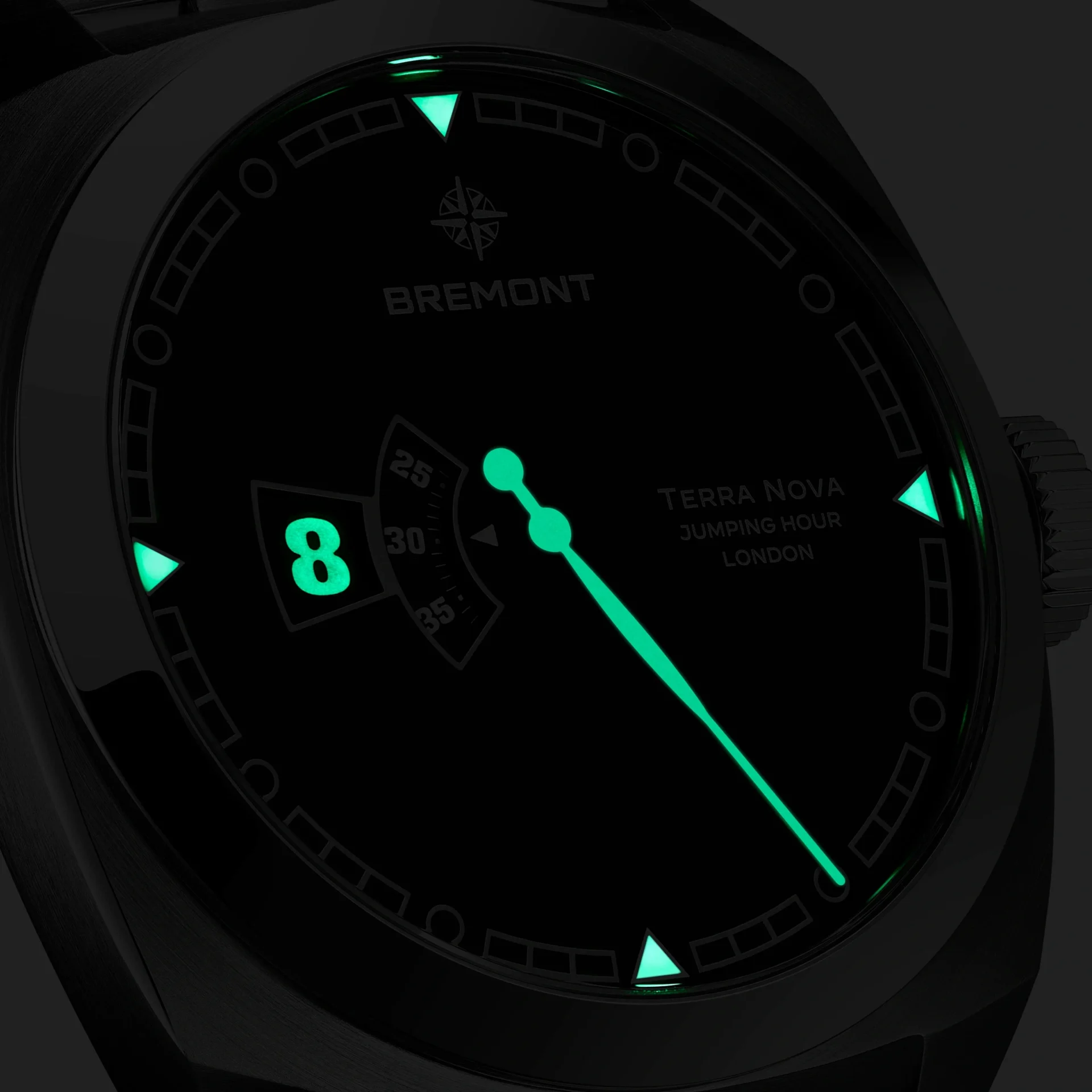 Bremont Terra Nova 40.5 Jumping Hour, Black Dial, Bracelet