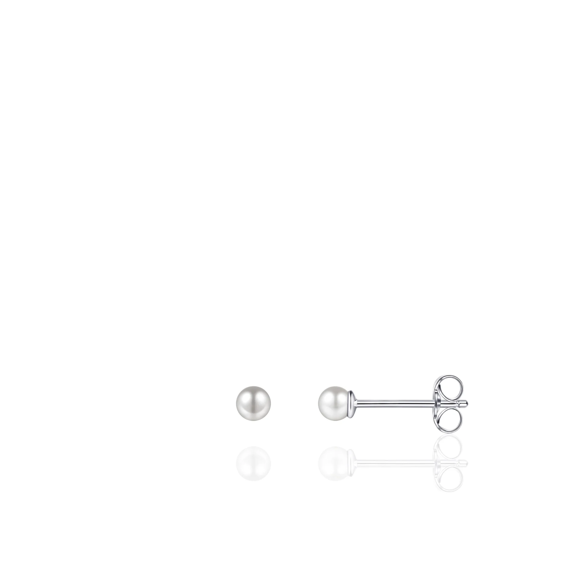 Gisser Silver Pearl Ear Studs 3mm