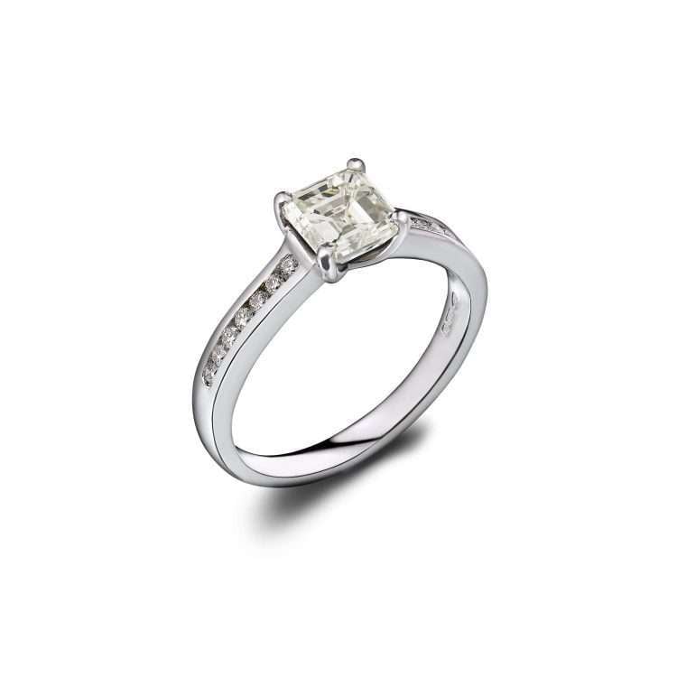 18ct Asscher Diamond Solitaire, 1.00ct