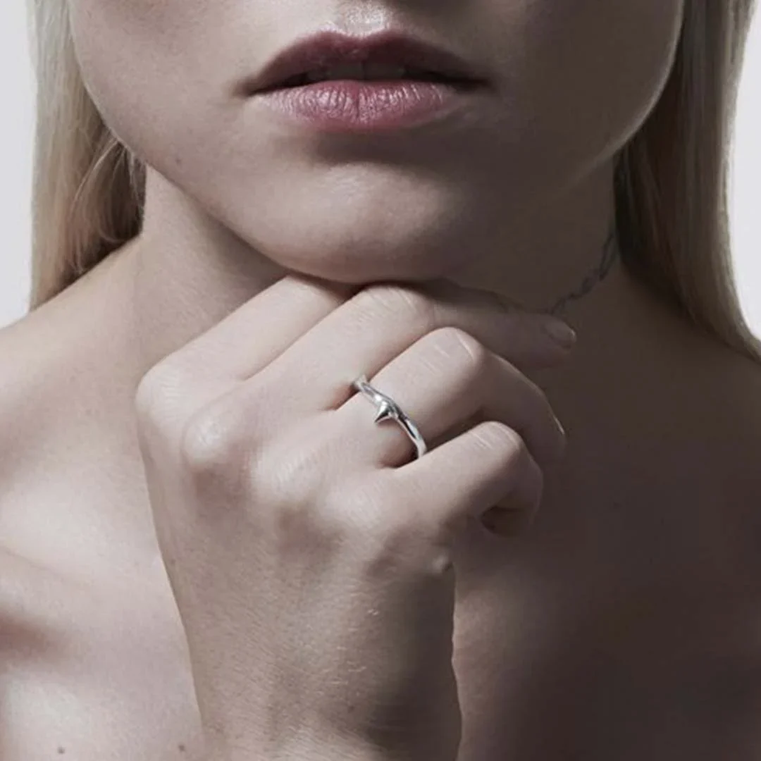 Shaun Leane Rose Thorn Single Band Ring